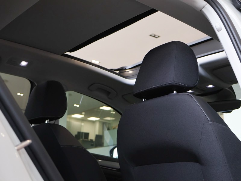 Volkswagen T-Roc - Hatfield VW Melrose Arch - Image 12