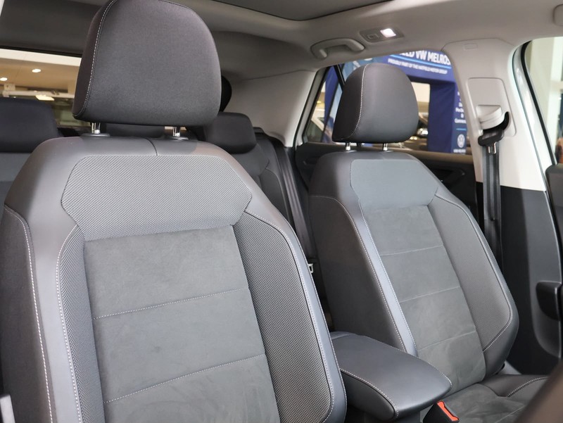 Volkswagen T-Roc - Hatfield VW Melrose Arch - Image 20