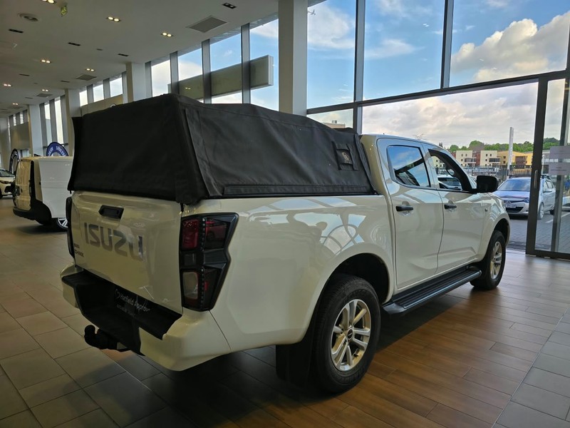 Isuzu D-Max - Hatfield VW Melrose Arch - Image 3