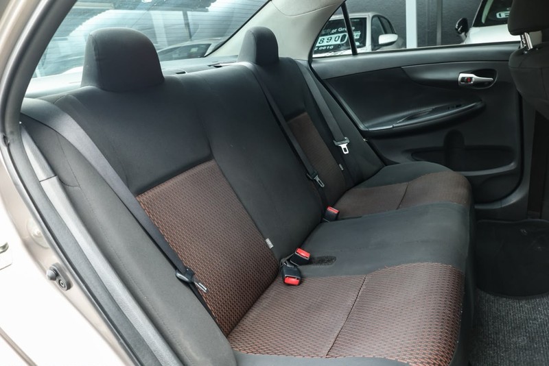 Toyota Corolla Quest - Geely Hatfield - Image 9