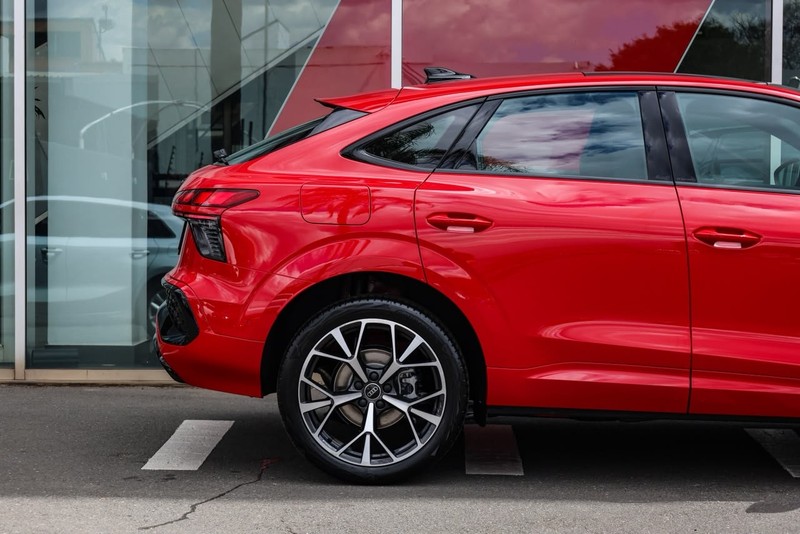 Audi Q3 - Audi Centre Hatfield - Image 6