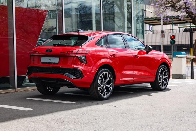 Audi Q3 - Audi Centre Hatfield - Image 9