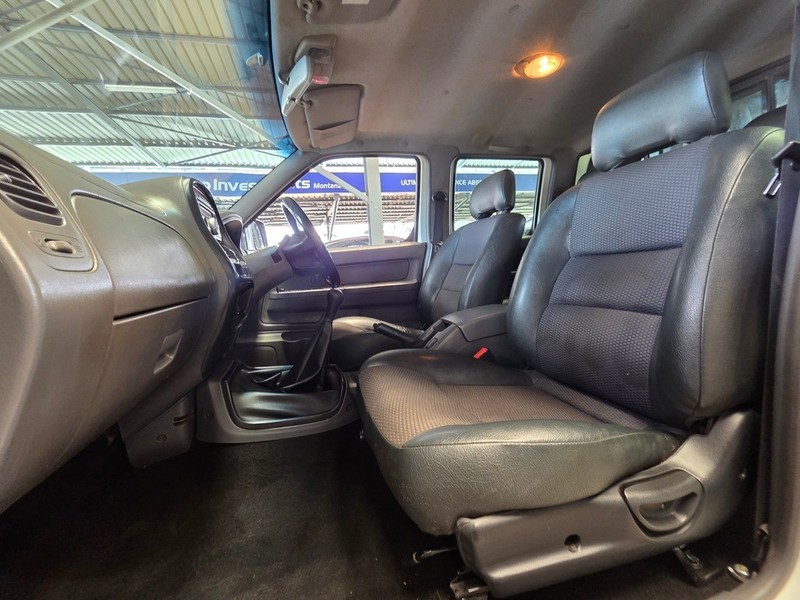 Nissan NP300 Hardbody - Auto Investments Montana - Image 11