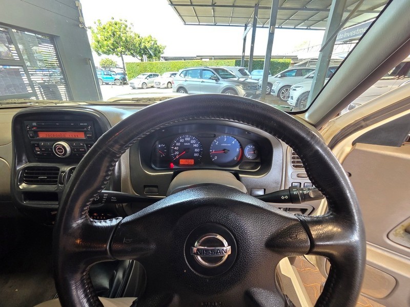 Nissan NP300 Hardbody - Auto Investments Montana - Image 13