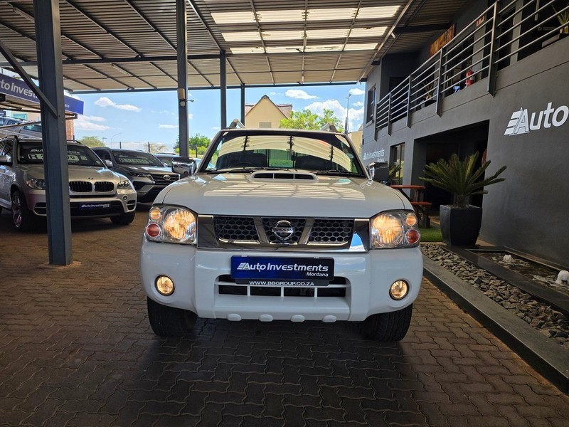 Nissan NP300 Hardbody - Auto Investments Montana - Image 2