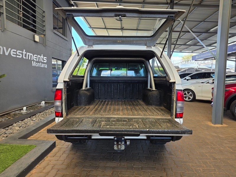 Nissan NP300 Hardbody - Auto Investments Montana - Image 6