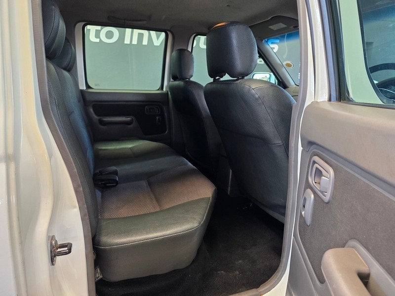 Nissan NP300 Hardbody - Auto Investments Montana - Image 7
