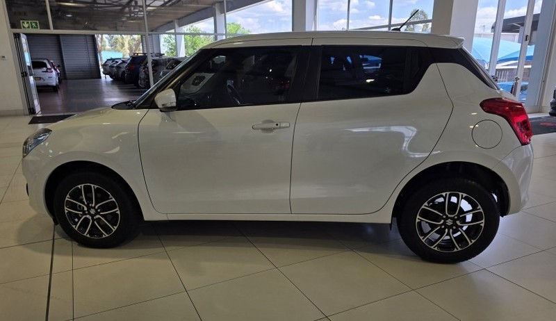 Suzuki Swift - Suzuki Fourways - Image 3