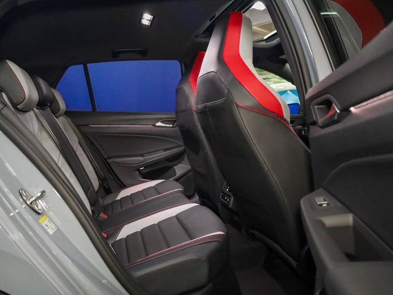 Volkswagen Golf - Hatfield VW Bryanston - Image 10