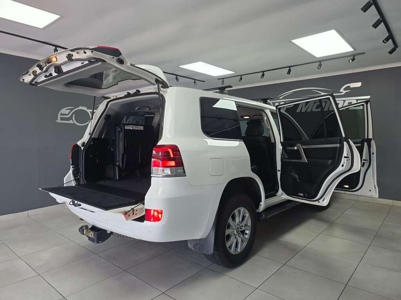 Toyota Land Cruiser - WP Motors - Image 10