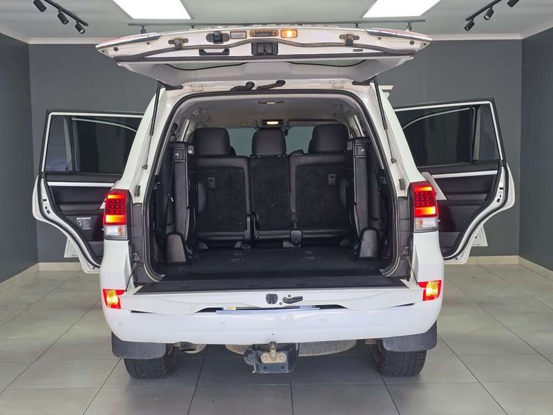 Toyota Land Cruiser - WP Motors - Image 12