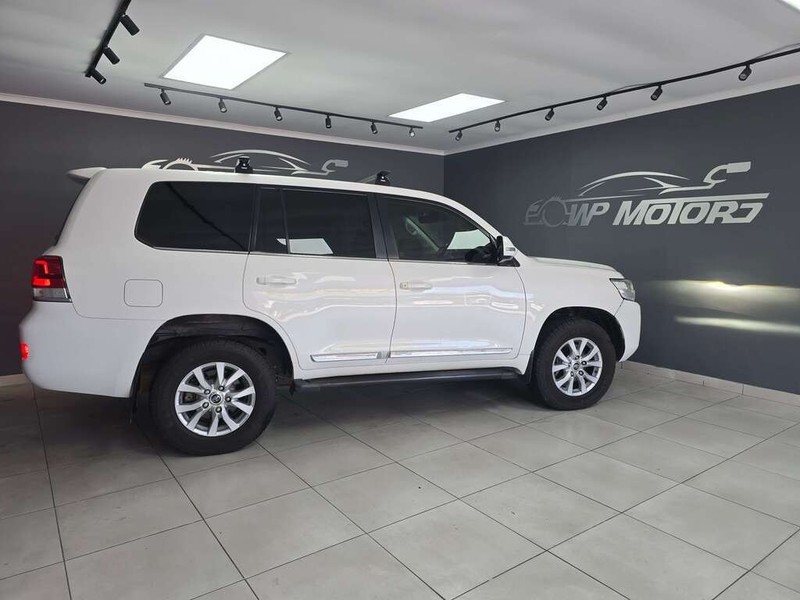 Toyota Land Cruiser - WP Motors - Image 5
