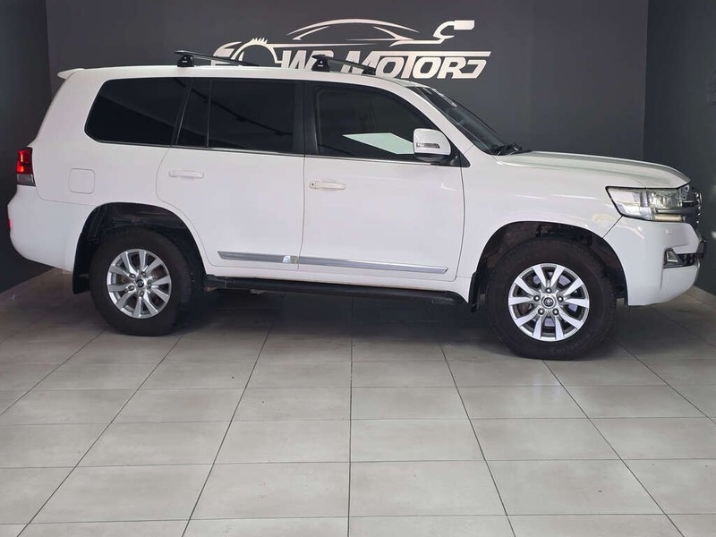 Toyota Land Cruiser - WP Motors - Image 4