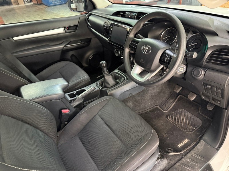 Toyota Hilux - Stargate Auto - Image 8