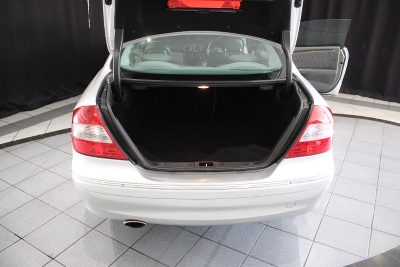 Mercedes-Benz CLK - LisaCars - Image 13