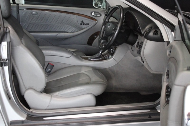 Mercedes-Benz CLK - LisaCars - Image 15