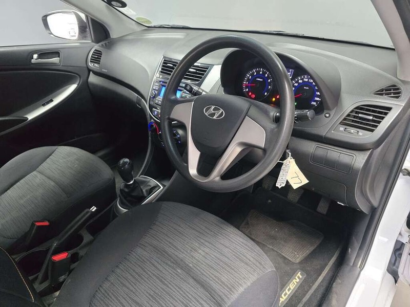 Hyundai Accent - WP Motors - Image 18