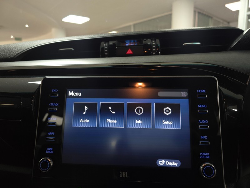 Toyota Hilux - Hatfield VW Northcliff - Image 15