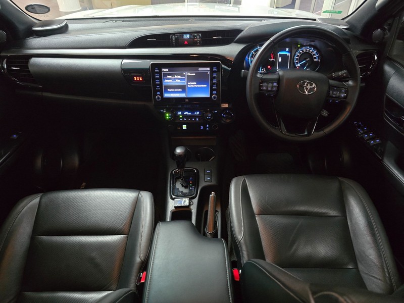 Toyota Hilux - Hatfield VW Northcliff - Image 9