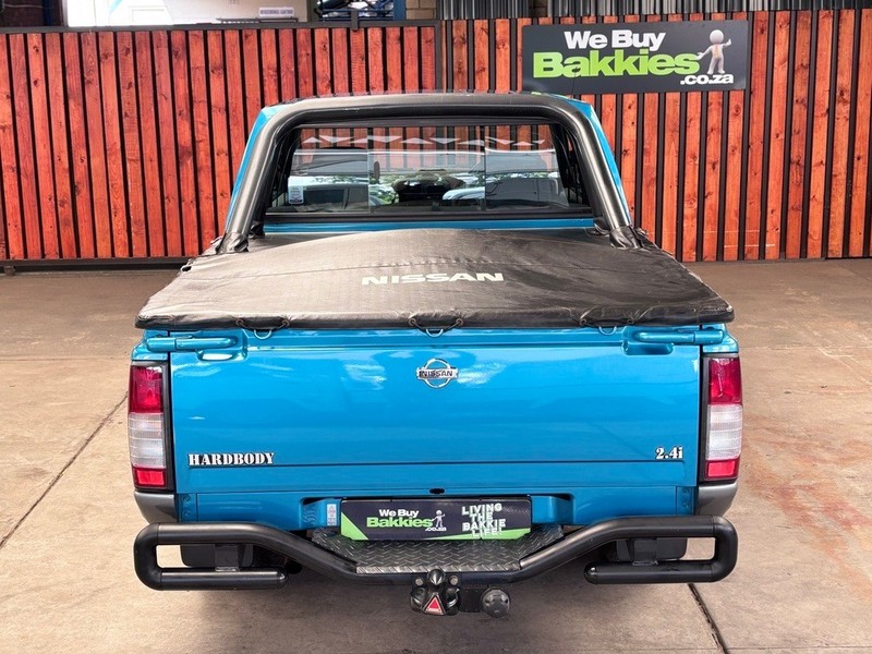 Nissan NP300 Hardbody - We Buy Bakkies - Image 9