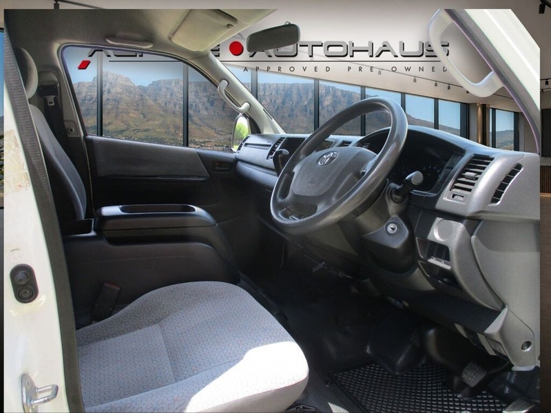Toyota Quantum - Alpine Autohaus - Image 5