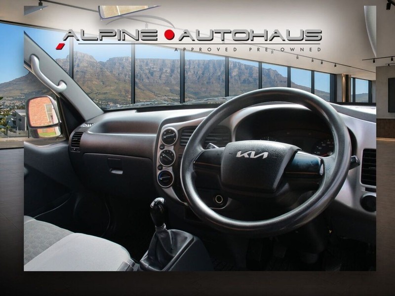 Kia K 2700 - Alpine Autohaus - Image 10