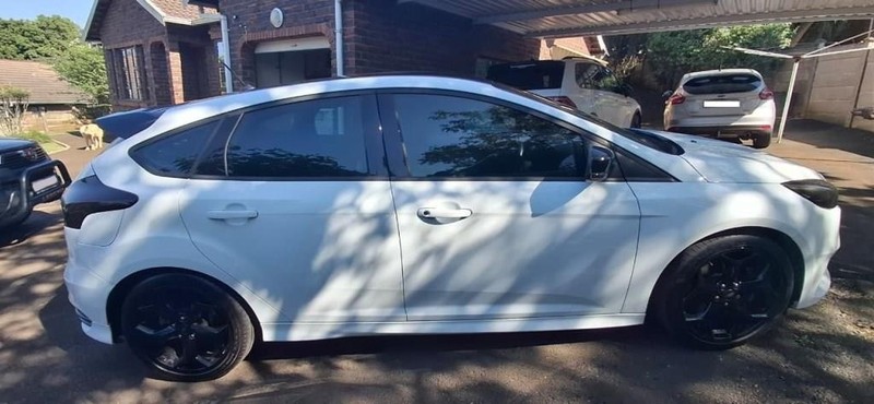 Ford Focus - Mit Mak Motors - Image 4