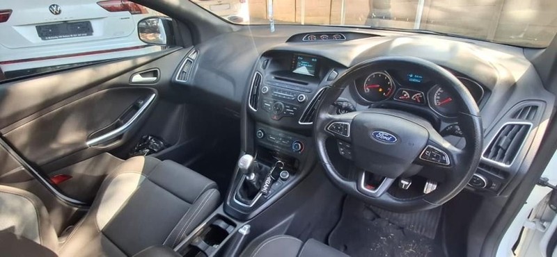 Ford Focus - Mit Mak Motors - Image 5