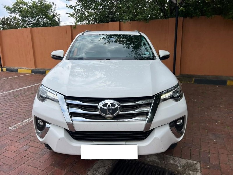 Toyota Fortuner - Mit Mak Motors - Image 3