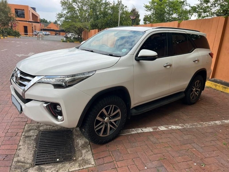 Toyota Fortuner - Mit Mak Motors - Image 2