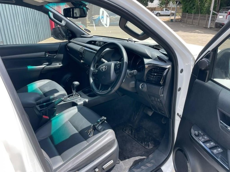 Toyota Hilux - Mit Mak Motors - Image 5