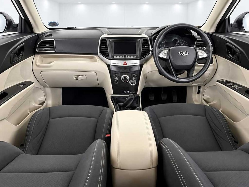 Mahindra XUV300 - Bluebird Motors - Image 7