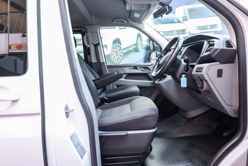 Volkswagen Transporter - Hatfield VW Commercial - Image 11