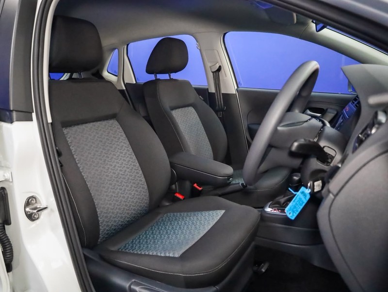 Volkswagen Polo Vivo - Hatfield VW Bryanston - Image 6