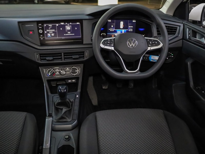 Volkswagen Polo - Hatfield VW Bryanston - Image 14