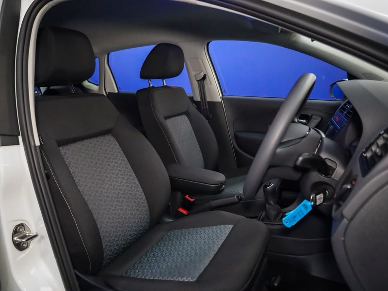 Volkswagen Polo Vivo - Hatfield VW Bryanston - Image 10