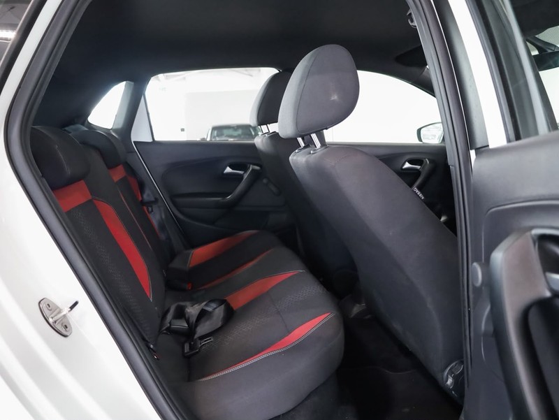 Volkswagen Polo Vivo - Hatfield VW Bryanston - Image 17