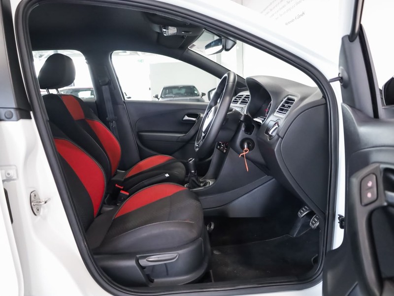 Volkswagen Polo Vivo - Hatfield VW Bryanston - Image 16