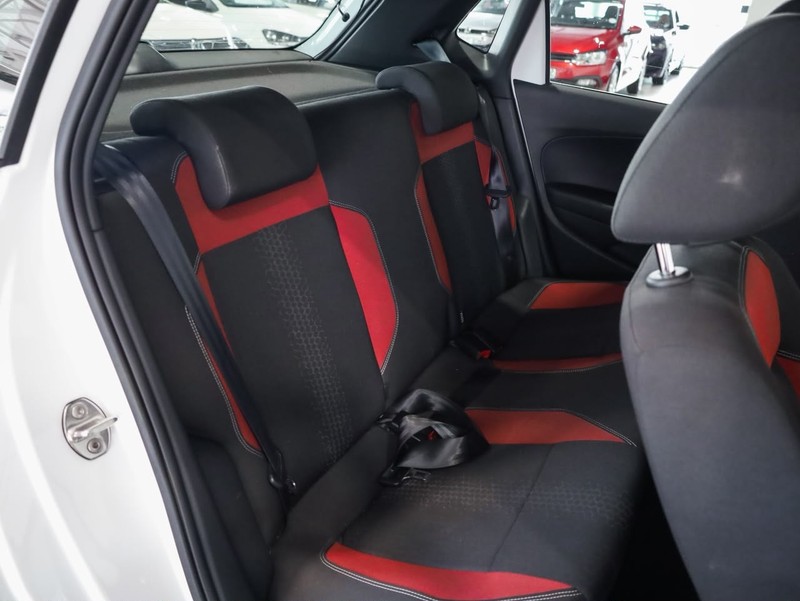 Volkswagen Polo Vivo - Hatfield VW Bryanston - Image 14
