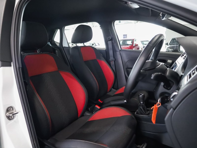 Volkswagen Polo Vivo - Hatfield VW Bryanston - Image 15