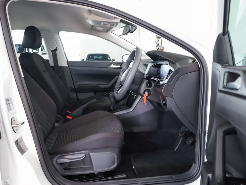 Volkswagen Polo - Hatfield VW Bryanston - Image 17