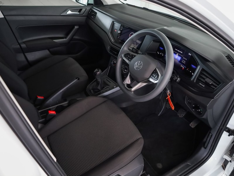 Volkswagen Polo - Hatfield VW Bryanston - Image 11