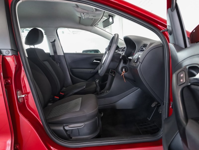 Volkswagen Polo Vivo - Hatfield VW Bryanston - Image 11