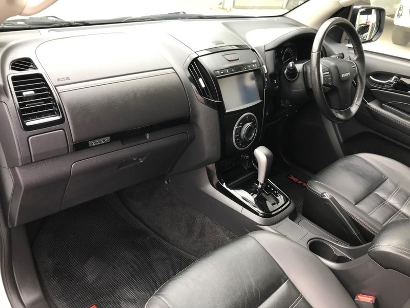Isuzu MU-X - Vaal Toyota Vereeniging - Image 10