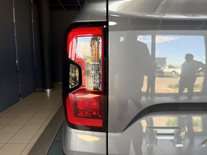 Ford Ranger - New Vaal Motors Vereeniging Mercedes - Image 12