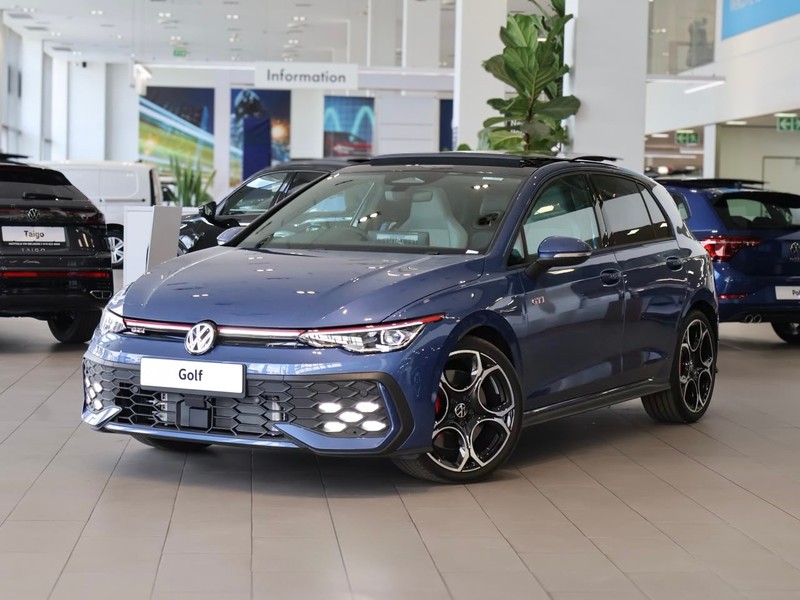 Volkswagen Golf - Hatfield VW Melrose Arch - Image 1