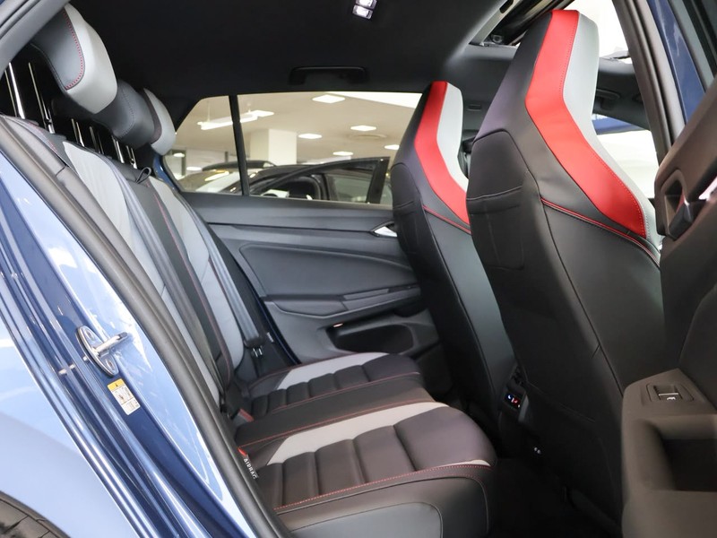 Volkswagen Golf - Hatfield VW Melrose Arch - Image 19