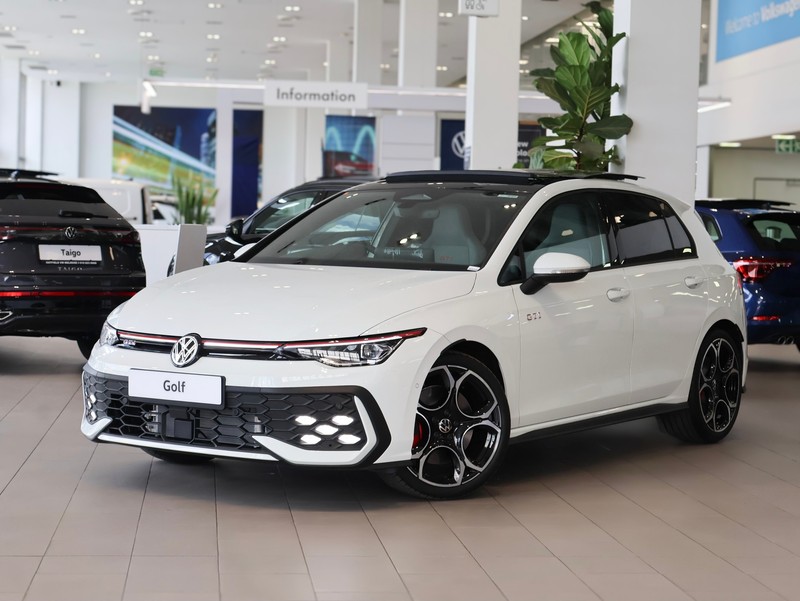 Volkswagen Golf - Hatfield VW Melrose Arch - Image 1