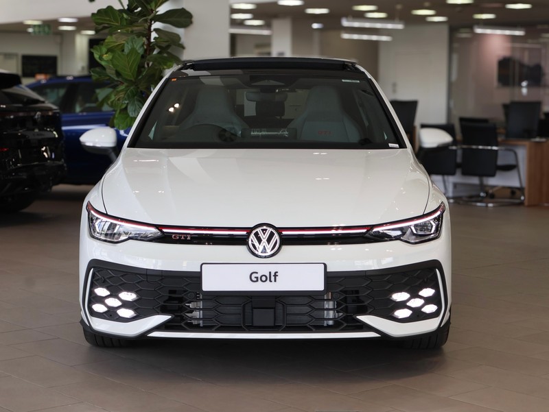 Volkswagen Golf - Hatfield VW Melrose Arch - Image 2
