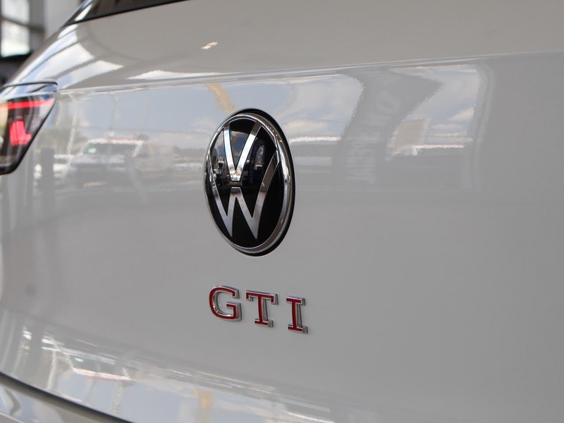 Volkswagen Golf - Hatfield VW Melrose Arch - Image 12